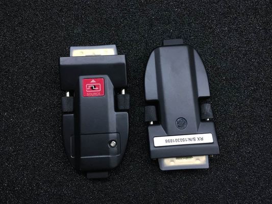 ミニ DVI ファイバーオプティック エクステンダー 2KM 送信距離 10.2Gbps ビデオ帯域幅 HDMI 1.3 互換性