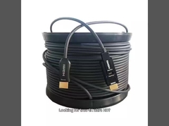 プロの4KHDMIファイバーケーブル 高速通信,干渉なし,長距離